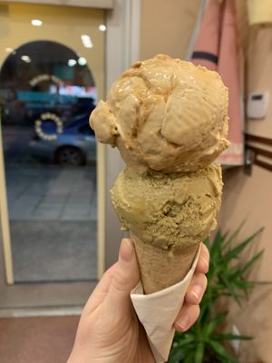 Caramel-pistachio at Umaluma Dairy-Free Gelato in Vancouver