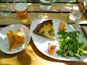 Quiche and puff pastry with pumpkin and brie at Esbioesfera in Cardedeu