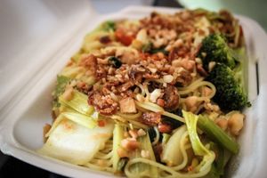 stir-fried rice noodles with peanut sauce at Amitabha in Prague