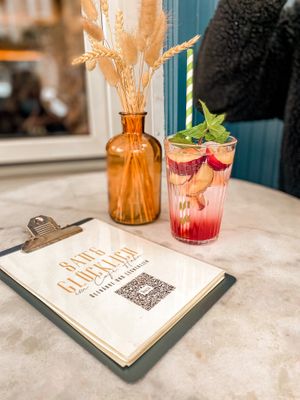 Zwetschke Tonic Limo at Satt und Glücklich in Kassel