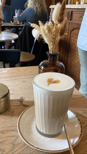 Latte macchiato with soy milk   at Satt und Glücklich in Kassel