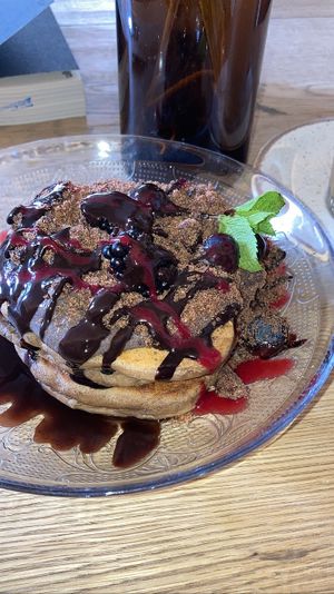 Oreo pancakes. Amazingly fluffy and decadent   at Satt und Glücklich in Kassel