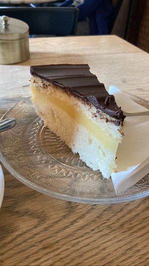 Boston cream pie. Very delicious   at Satt und Glücklich in Kassel