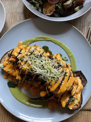 vegane powerstulle  at Satt und Glücklich in Kassel