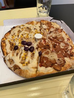 Half chicken with cheese, half calabresa pizza  at Pop Vegan Food in Sao Paulo