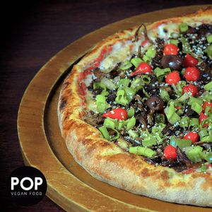 Pizza Mix de Cogumelos at Pop Vegan Food in Sao Paulo