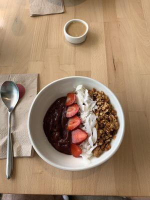 açaí bowl   at Bowl in Mykonos