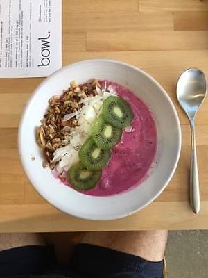Dragonfruit smoothie bowl at Bowl in Mykonos