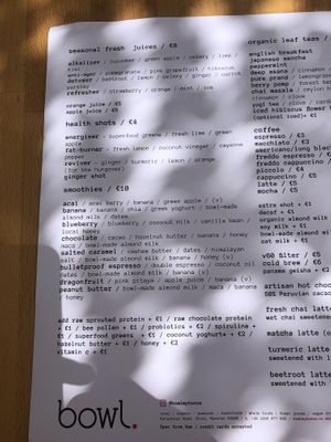 Drinks at Bowl in Mykonos