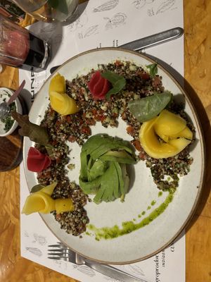 Ensalada de quinoa   at Nuna Raymi in Cusco