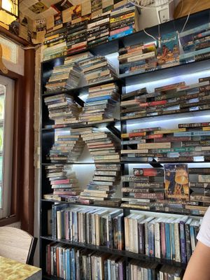 Ambiente at Dow Vegan Restaurant in Koh Phi Phi