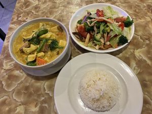 Red curry and mixed veg bowl  at Dow Vegan Restaurant in Koh Phi Phi