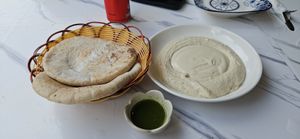 Hummus and Pita with spicy chutney at Dow Vegan Restaurant in Koh Phi Phi