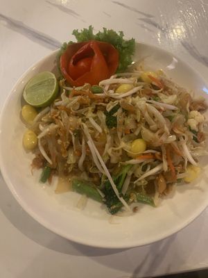 Pad Thai   at Dow Vegan Restaurant in Koh Phi Phi