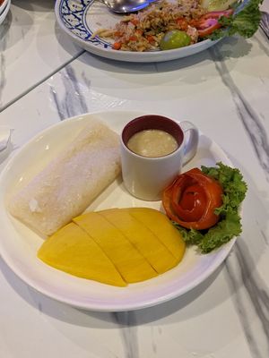 Mango sticky rice at Dow Vegan Restaurant in Koh Phi Phi