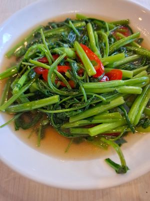 Morning Glory at Dow Vegan Restaurant in Koh Phi Phi