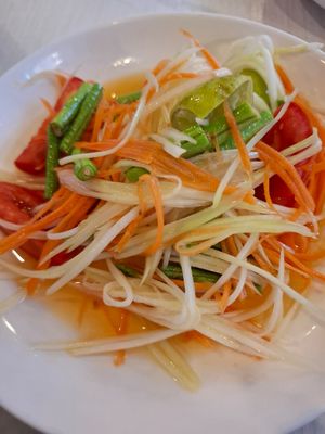 Papaya Salad at Dow Vegan Restaurant in Koh Phi Phi
