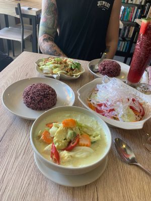 Green curry, cashew nut and glass noodle salad at Dow Vegan Restaurant in Koh Phi Phi