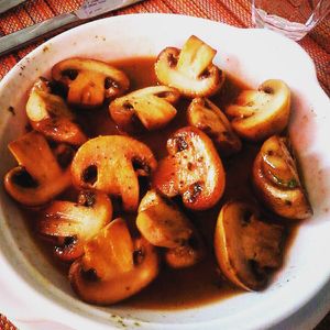 Lovely starter of mushrooms at Mundano Baleal in Ferrel