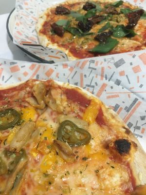 Mexican and Capresse at Pizzeria La Faina in Malaga