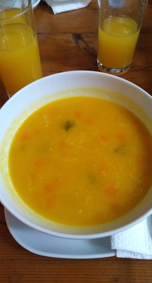 Vegetable soup at Mesa com Pão in Lisbon