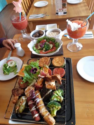 Chia vegan - 17  agosto 2018. Parrilla. at Chia Vegan Restaurant in Cusco