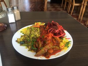 'mittlerer plate' at Seerose in Berlin