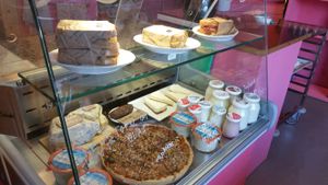 Snacks at FOIFI – ZeroWaste Ladencafé in Zurich