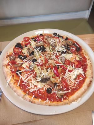 Pizza vegana at Cafe Del Fin in Toledo