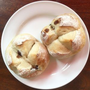 Raisin rolls at Alpenrose in Kyoto
