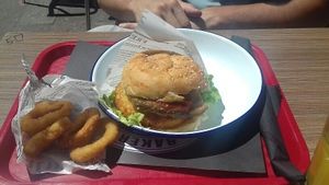 vegetarian Burger  at Manhattan Cafe in Poitiers