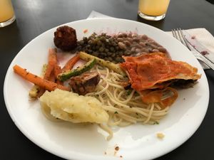 Hot dishes options at Vaca Verde in Sao Paulo