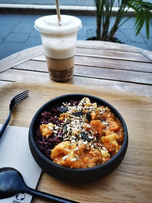 Tikki Masala at The Healer in Nice