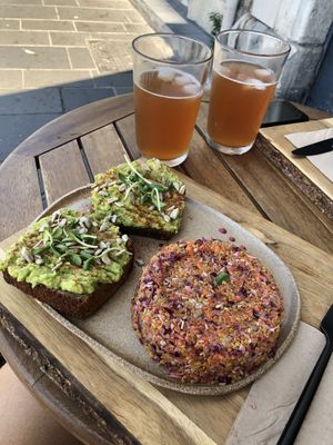 Yamme  at The Healer in Nice