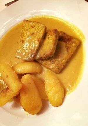 gebratener Mango-Tofu mit Currysoße  at Blume Wollbach in Kandern