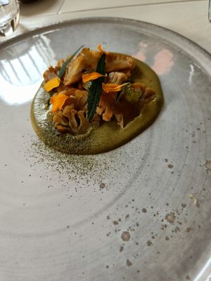 Cauliflower at Humus x Hortense in Brussels