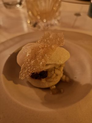  at Humus x Hortense in Brussels