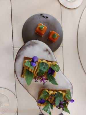 Amuses bouches at Humus x Hortense in Brussels