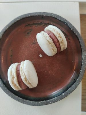 Mignardises at Humus x Hortense in Brussels