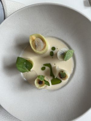 Leek filled with buckwheat praliné  at Humus x Hortense in Brussels