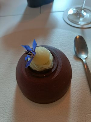  at Humus x Hortense in Brussels