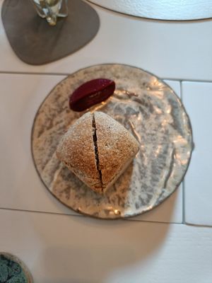  at Humus x Hortense in Brussels