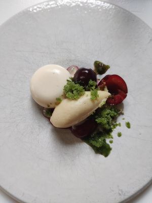 Dessert at Humus x Hortense in Brussels