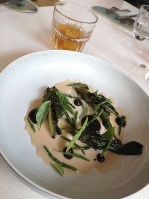 the full menu experience at Humus x Hortense in Brussels