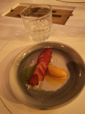 the full menu experience at Humus x Hortense in Brussels