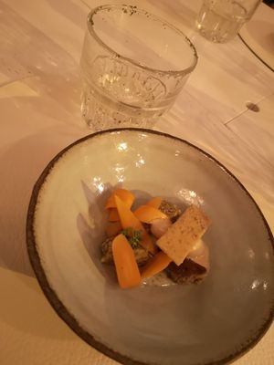 the full menu experience at Humus x Hortense in Brussels