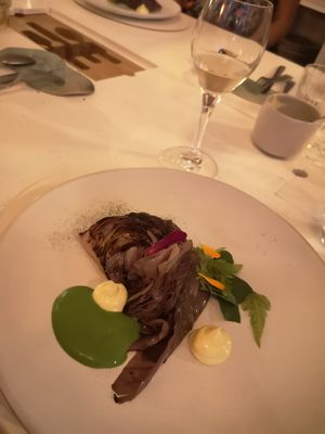 the full menu experience at Humus x Hortense in Brussels