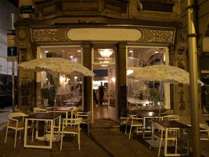 Outside at Humus x Hortense in Brussels