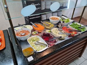 Saladas, pratos quentes, sobremesa e sucos, incluídos no preço. at Vita Natural in Sao Paulo