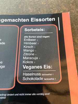 Vegane Eissorten at Gelateria Tonegutti in Timmendorfer Strand